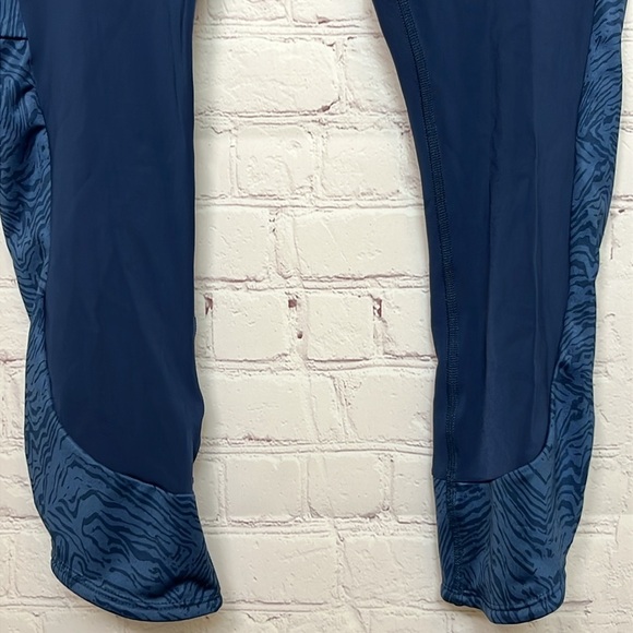 Pearl Izumi Studio 3/4 Tight - Picture 4 of 15